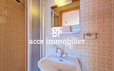 Hotel 30 rooms - image - 5