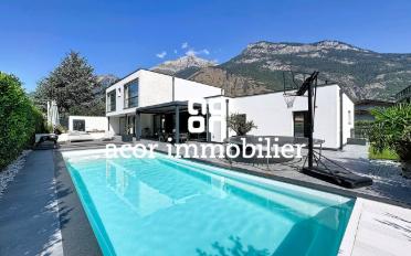 Villa 6.5 pièces - image - 2
