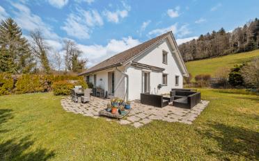 Villa 6.5 pièces - image - 1