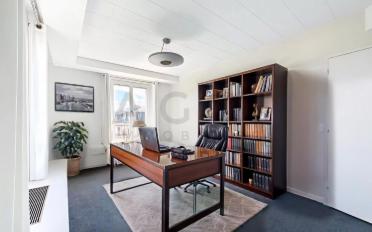 Bureau - image - 5