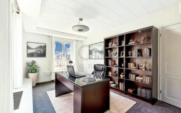 Bureau - image - 9