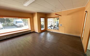 Commerce 3 pièces - image - 4