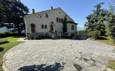 Single house 8 rooms - image - 2