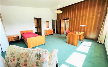 Villa 16.5 Zimmer - image - 6