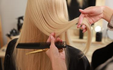 Hairdresser - image - 1