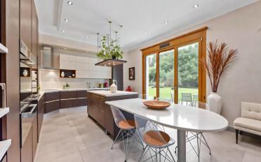 Single house 11 rooms - image - 3