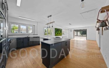 Villa 7 rooms - image - 2