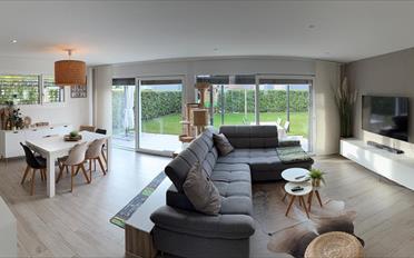 Villa - image - 1