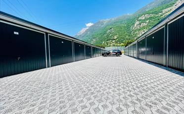Single garage - image - 3