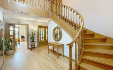 Single house 10 rooms - image - 9