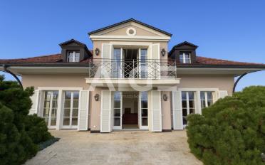 Einfamilienhaus 12 Zimmer - image - 1