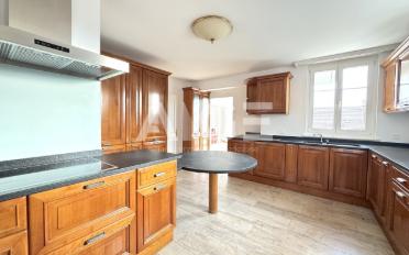 Single house 12 rooms - image - 7