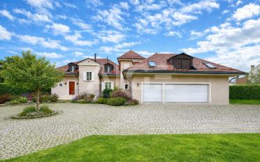 Single house 12 rooms - image - 2