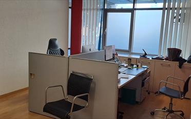Office - image - 4