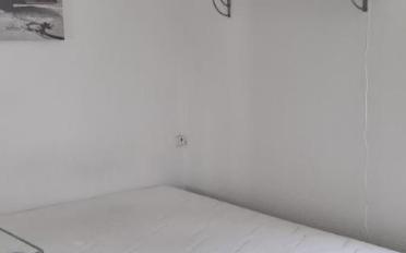 Studio - image - 11