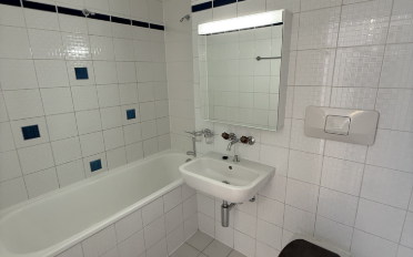 Apartment 4 rooms - image - 7