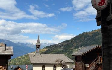 Chalet 6.5 pièces - image - 3