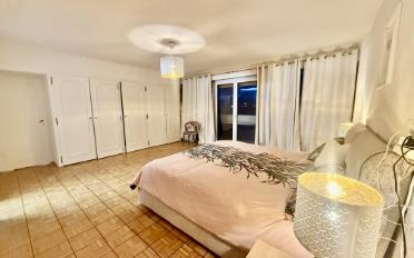 Apartment 8 rooms - image - 11