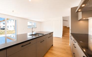 Doppeleinfamilienhaus 4.5 Zimmer - image - 2