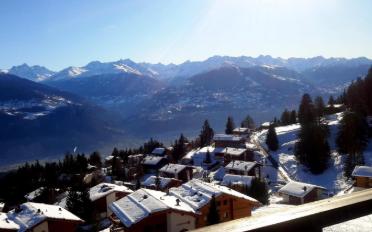 Apartment 4 rooms - image - 11