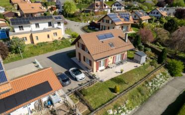Einfamilienhaus 5.5 Zimmer - image - 1