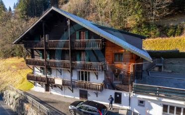 Chalet 16 pièces - image - 1