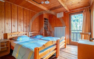 Chalet 16 pièces - image - 12