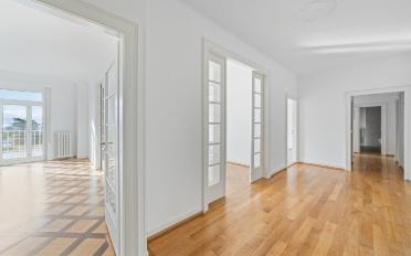 Bureau - image - 3