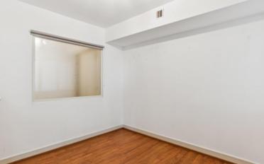Bureau - image - 10