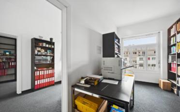 Bureau 7 pièces - image - 5