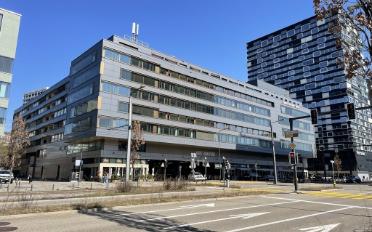 Office - image - 1