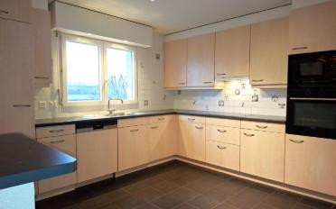 Apartment 6 rooms - image - 3