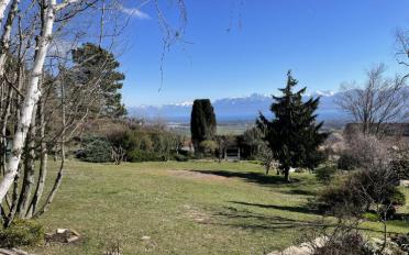 Building land - image - 3