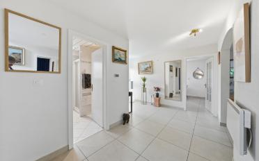 Villa - image - 7
