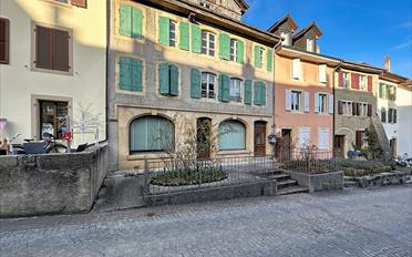 Residential building 10 rooms - image - 1