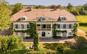 Maison 17 pièces - image - 2