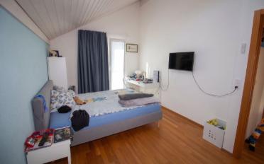 Doppeleinfamilienhaus 5.5 Zimmer - image - 4