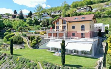 Villa 9 Zimmer - image - 12