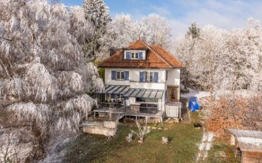 Einfamilienhaus 8.5 Zimmer - image - 2