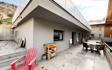 Mixed use property - image - 2