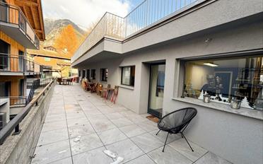 Mixed use property - image - 3