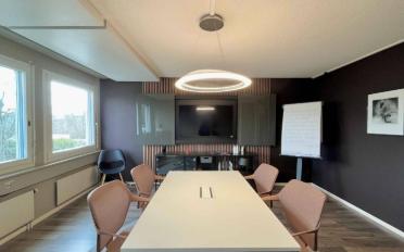 Commercial - image - 3