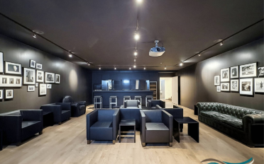 Office - image - 11