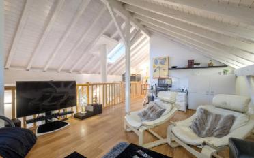 Attic flat 9 rooms - image - 11