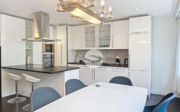 Appartement meublé 6 pièces - image - 2