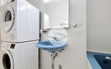 Apartment 4 rooms - image - 11