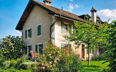 Einfamilienhaus 7.5 Zimmer - image - 1