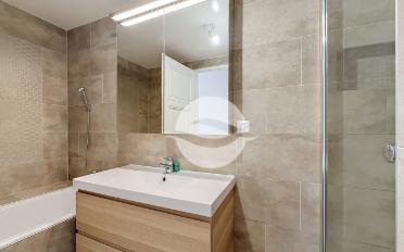 Apartment 6 rooms - image - 10