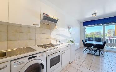 Furnished flat 3 rooms - image - 3