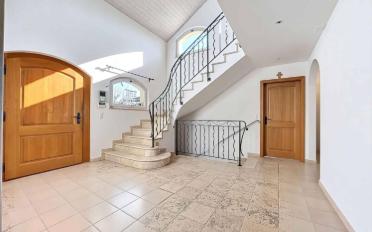 Villa 7.5 Zimmer - image - 2